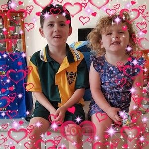 Meet your Posher, Elizabeth